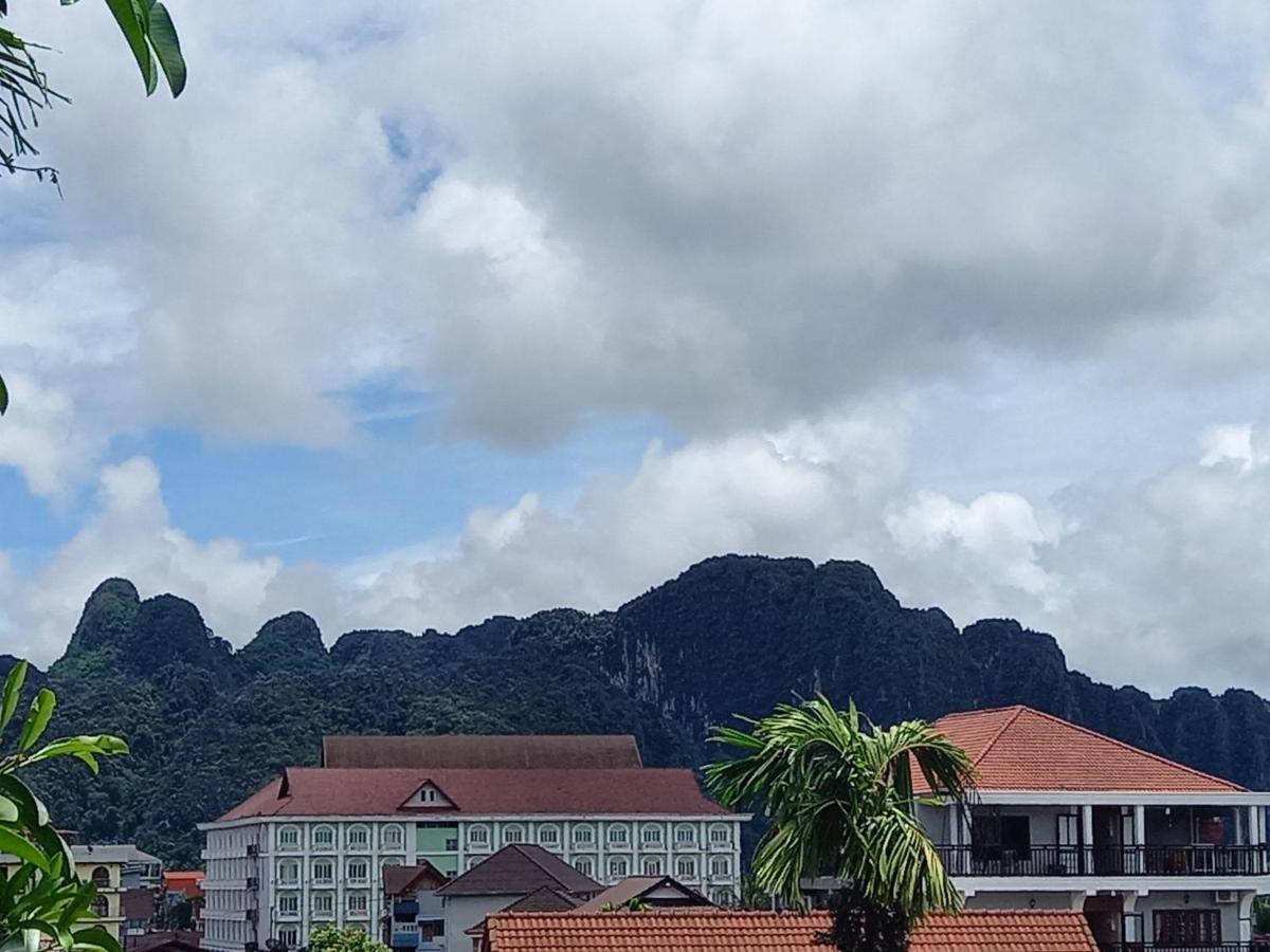 Vang Vieng Queen'S- Mountain View Hotel المظهر الخارجي الصورة
