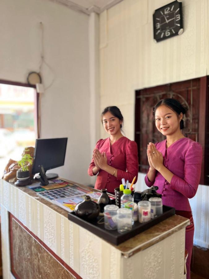 Vang Vieng Queen'S- Mountain View Hotel المظهر الخارجي الصورة