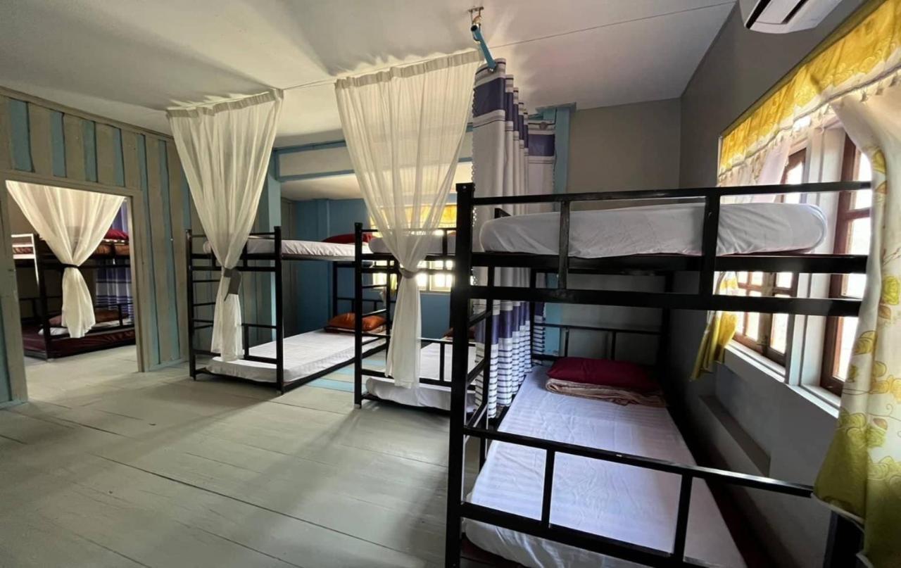 Vang Vieng Queen'S- Mountain View Hotel المظهر الخارجي الصورة